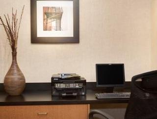 Hotel Wingate By Wyndham Raleigh Durham / Airport
