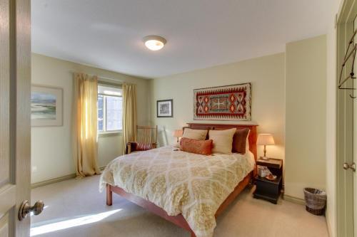 Shanti River House - Near La Pine State Park
