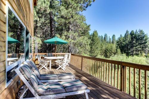 Shanti River House - Near La Pine State Park