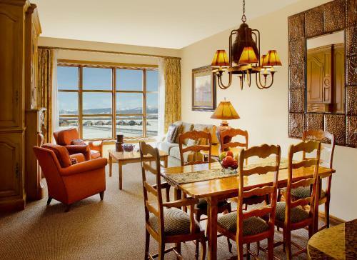 Hotel Snake River Lodge & Spa
