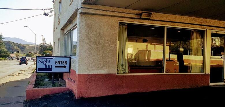 Motel Knight's Inn Globe