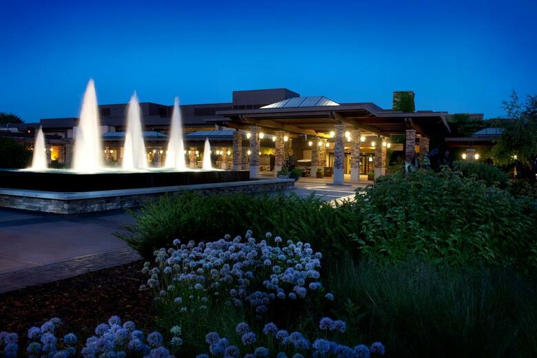 Hotel Grand Geneva Resort & Spa