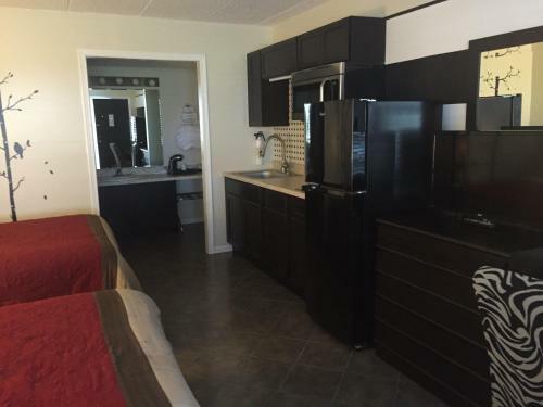 Budget Host Diplomat Motel
