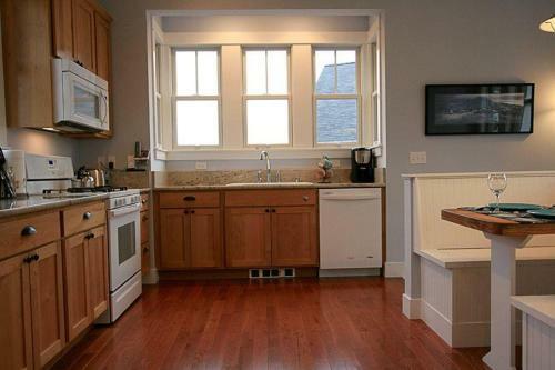 Flotsam House Two-bedroom Home