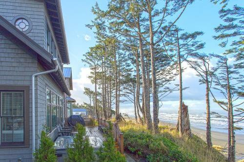 The West Winds Four-bedroom Home