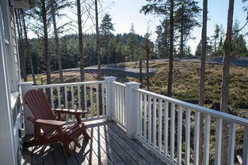 Koa Surf N Board Two-bedroom Home