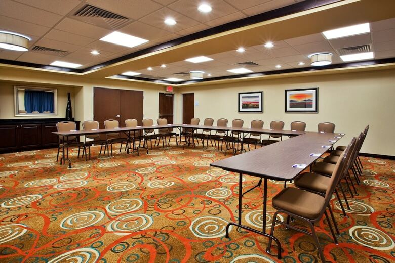 Holiday Inn Express Hotel & Suites Cordele North