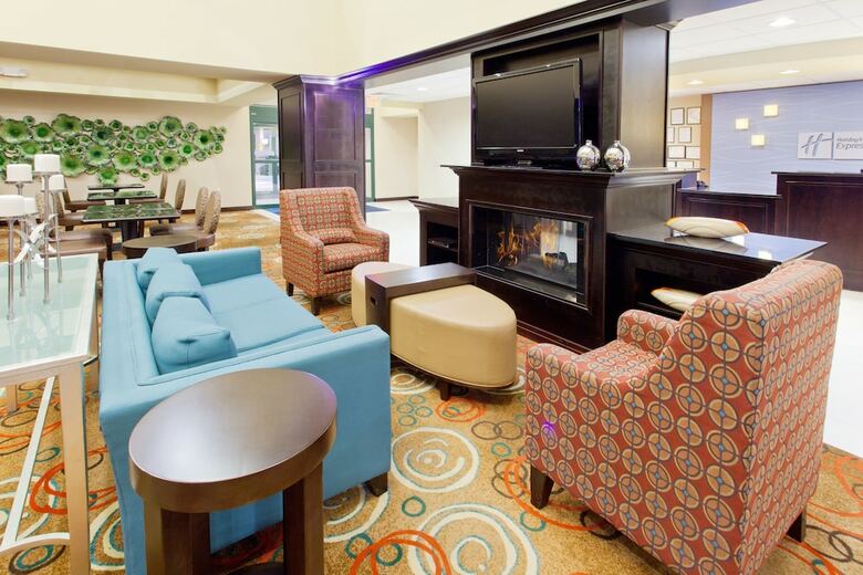 Holiday Inn Express Hotel & Suites Cordele North