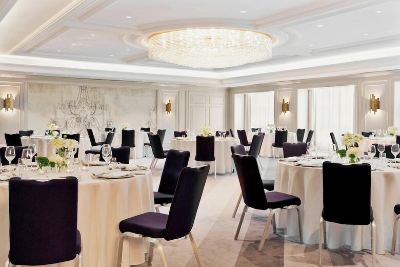 Renaissance Vienna Sch�nbrunn Hotel