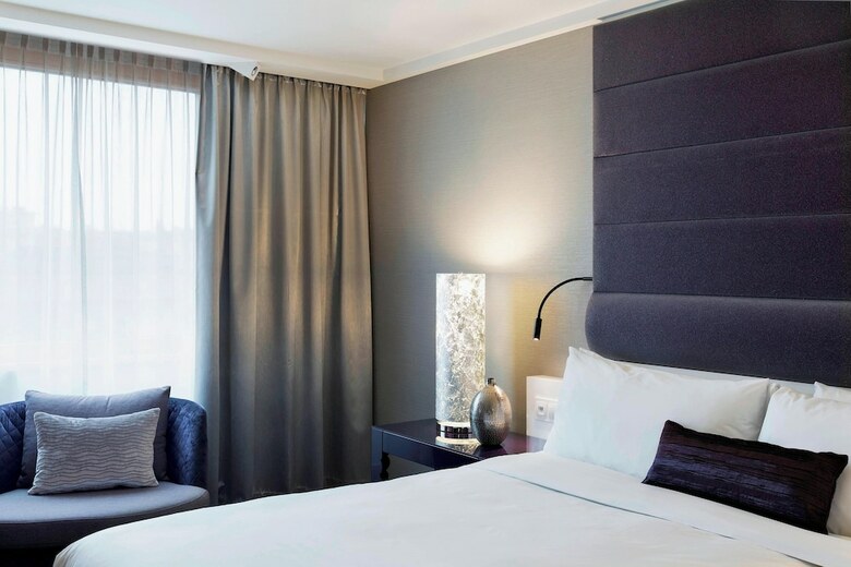 Renaissance Vienna Sch�nbrunn Hotel