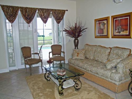 Loyalty Vacation Homes - Kissimmee