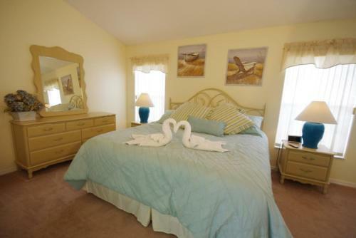 Loyalty Vacation Homes - Kissimmee