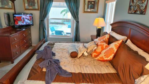Loyalty Vacation Homes - Kissimmee