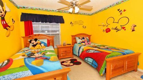 Loyalty Vacation Homes - Kissimmee