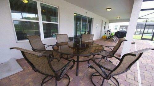 Loyalty Vacation Homes - Kissimmee