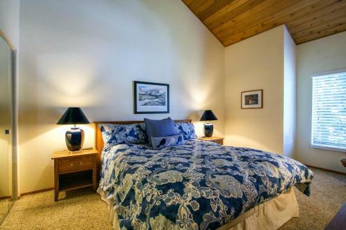Snowcreek 626 Apartment