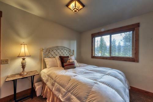 Camas Family Cabin
