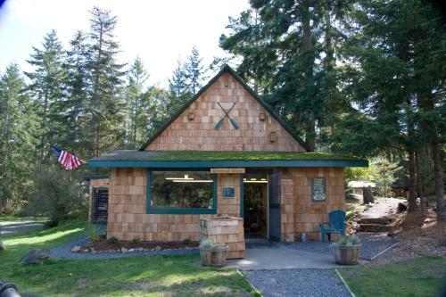 Hotel Lakedale Resort At Three Lakes