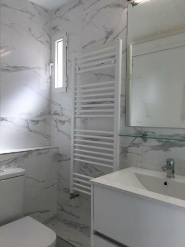 Airva: Apartamento Mart� Mons�