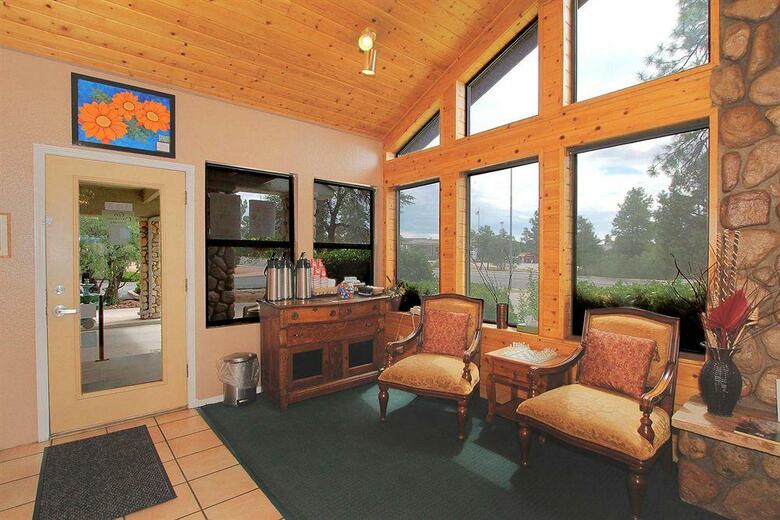 Hotel Majestic Mountain Inn