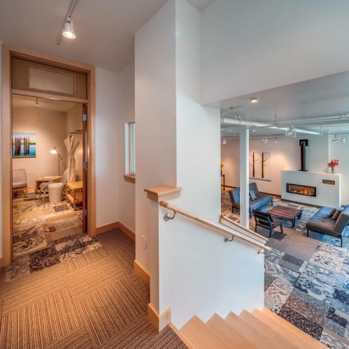 Hotel Island Inn At 123 West