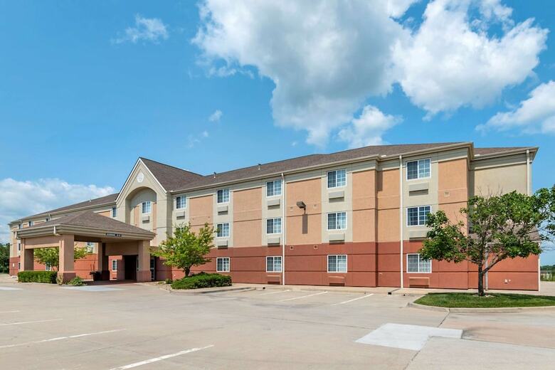 Hotel Candlewood Suites Emporia