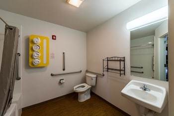 Motel 6 Eagle Pass Lakeside