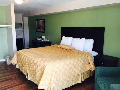 Motel Knights Inn & Suites Eagle Pass