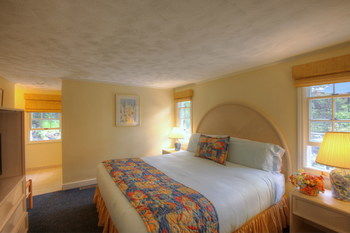 Hotel Pleasant Bay Village Resort
