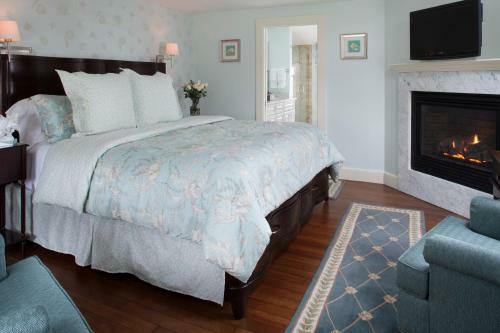 Bed & Breakfast Old Harbor Inn