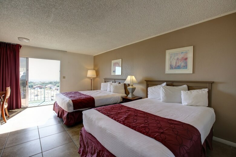 Desert Hot Springs Spa Hotel