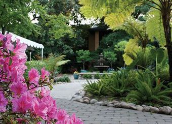 Wine & Roses Hotel Restaurant Spa Lodi