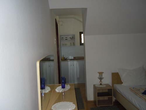 Hostal Guest House Vila Biljana