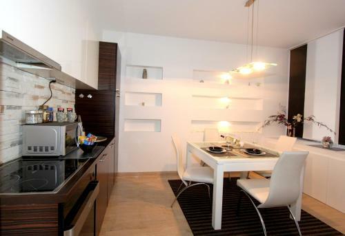 Apartment Silver Star