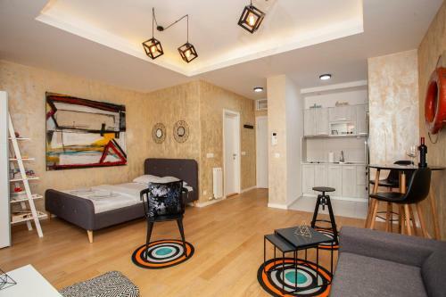 Gentleman Dog Apartment