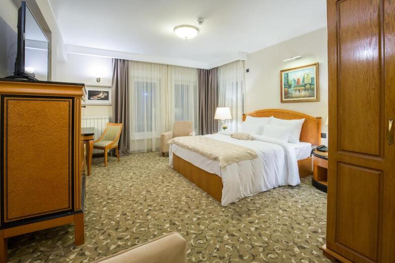 Hotel Sterling Garni