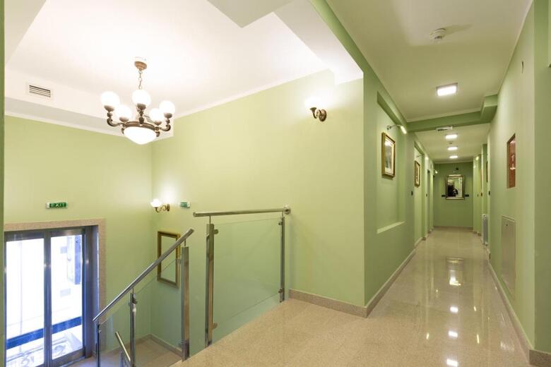 Hotel Sterling Garni