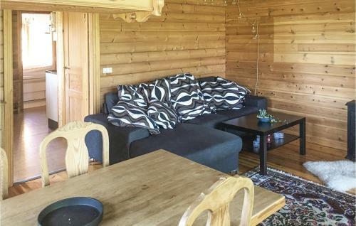 Two-bedroom Holiday Home In Vastra Nashulta