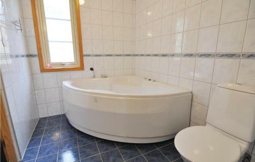 Holiday Home Tanum Norra Backa Fj�llbacka III