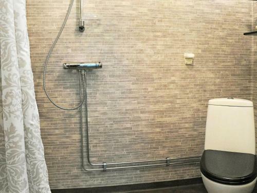 Two-bedroom Holiday Home In Fj�llbacka 3