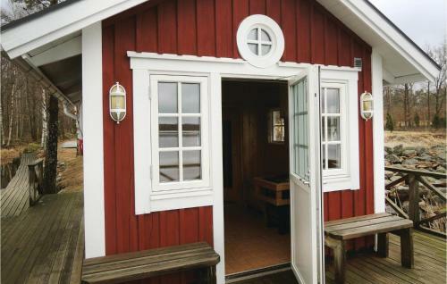 Four-bedroom Holiday Home In Hovmantorp