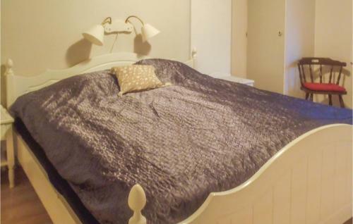 Three-bedroom Holiday Home In Hogsby