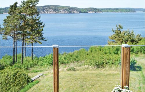 Three-bedroom Holiday Home In Uddevalla