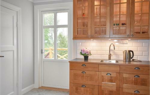 Three-bedroom Holiday Home In Lekeryd