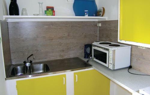 Holiday Home N�glinge R�dala H-950