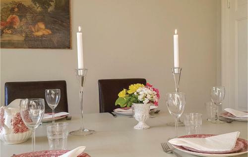 Three-bedroom Holiday Home In Mantorp