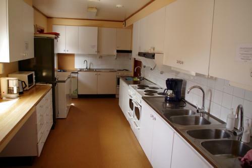 Albergue Halens Camping Och Stugby