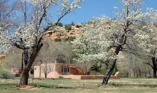 Kelly Place Bed & Breakfast