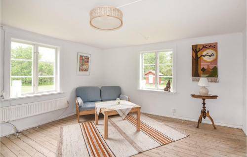 One-bedroom Holiday Home In Lidkoping
