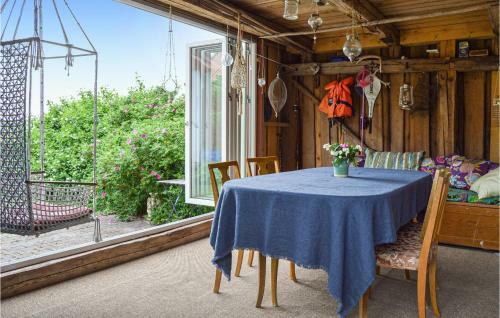 Three-bedroom Holiday Home In Vasterljung